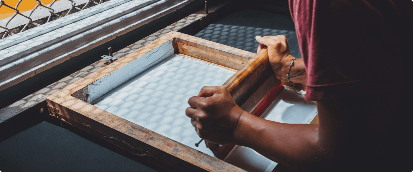 Person using the garment printing method